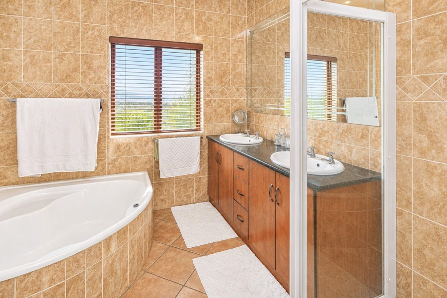 4 Bedroom Property for Sale in Melodie North West
